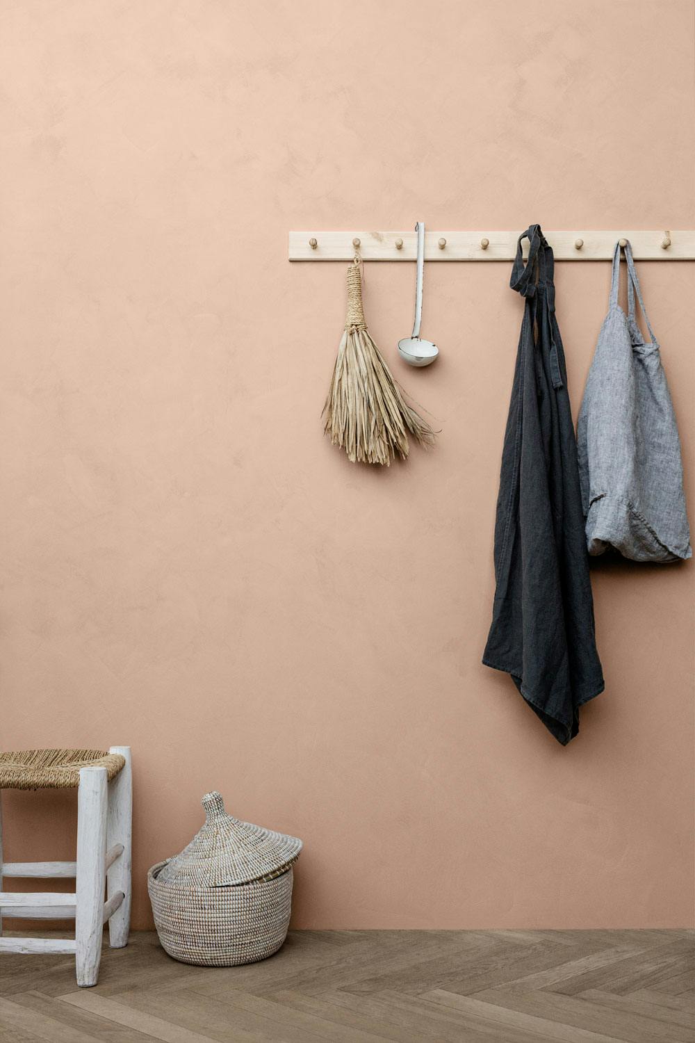 Feminin og vakker ferskenfarge Rosa kalkmaling, ferskenfarge itl veggen, nude, trendfarge 2017